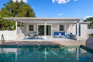 211 85th St, Holmes Beach, FL 34217 - Photo 45