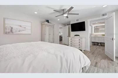 211 85th Street, Holmes Beach, FL 34217 - Photo 25