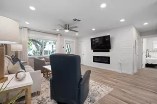 211 85th St, Holmes Beach, FL 34217 - Photo 11