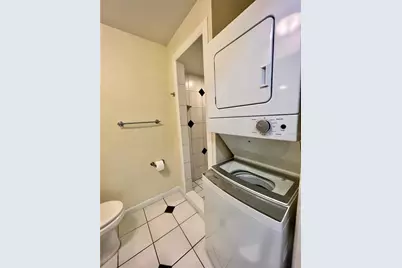 631 N Orange Avenue #201, Sarasota, FL 34236 - Photo 11