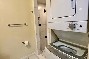 631 N Orange Ave, Sarasota, FL 34236 - Photo 11