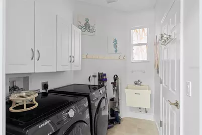 4316 Callista Lane, Sarasota, FL 34243 - Photo 11