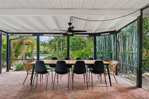 6349 Ravenwood Way, Sarasota, FL 34243 - Photo 19