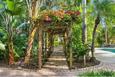 6349 Ravenwood Way, Sarasota, FL 34243 - Photo 49