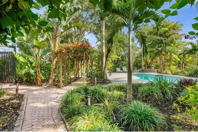 6349 Ravenwood Way, Sarasota, FL 34243 - Photo 57