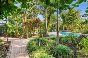 6349 Ravenwood Way, Sarasota, FL 34243 - Photo 57