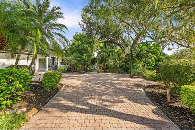 6349 Ravenwood Way, Sarasota, FL 34243 - Photo 61
