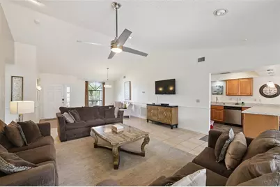 7505 23rd Avenue Drive W, Bradenton, FL 34209 - Photo 9