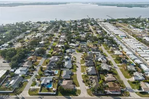 7505 23rd Ave Dr W, Bradenton, FL 34209 - Photo 27