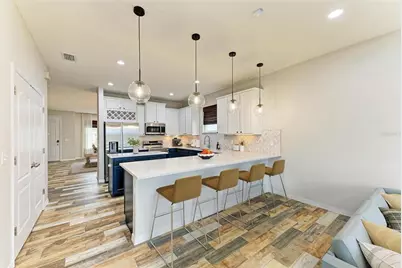 6112 35th Court E, Bradenton, FL 34203 - Photo 7