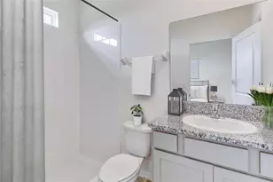 1220 159th Wy E, Bradenton, FL 34212 - Photo 9