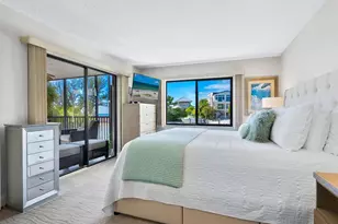 9226 Midnight Pass Rd, Sarasota, FL 34242 - Photo 19