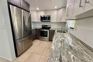 5734 Olive St, Sarasota, FL 34231 - Photo 9