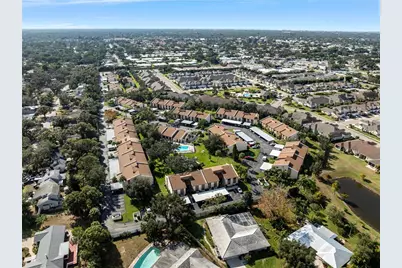 2401 Clubhouse Circle #102, Sarasota, FL 34232 - Photo 35