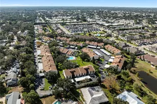 2401 Clubhouse Cir, Sarasota, FL 34232 - Photo 35