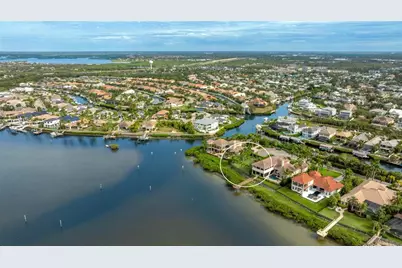 4223 Hawk Island Drive, Bradenton, FL 34208 - Photo 9