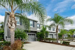 6476 Boxgrove Dr, Sarasota, FL 34240 - Photo 3