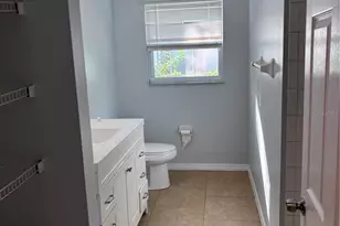 2547 24th St, Sarasota, FL 34234 - Photo 9