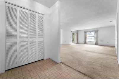 4299 Oakhurst Circle E #3052, Sarasota, FL 34233 - Photo 3