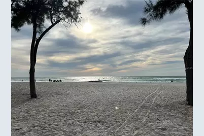 8611 51st Avenue W, Bradenton, FL 34210 - Photo 27