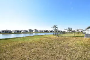 17918 Canopy Pl, Bradenton, FL 34211 - Photo 15