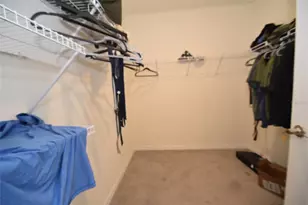 17918 Canopy Pl, Bradenton, FL 34211 - Photo 9