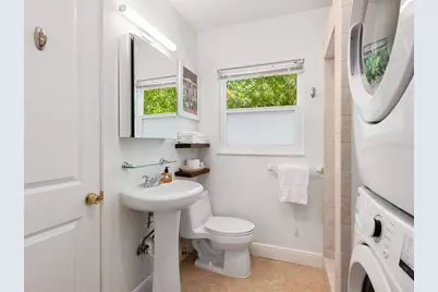 3629 Almeria Avenue, Sarasota, FL 34239 - Photo 19