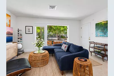 3629 Almeria Avenue, Sarasota, FL 34239 - Photo 9