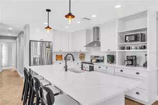 302 67th St, Holmes Beach, FL 34217 - Photo 5