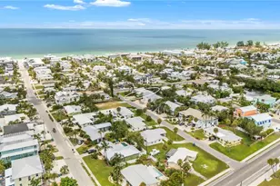 302 67th St, Holmes Beach, FL 34217 - Photo 37