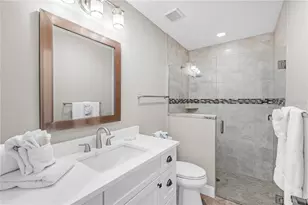 302 67th St, Holmes Beach, FL 34217 - Photo 23