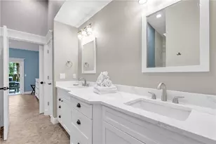 302 67th St, Holmes Beach, FL 34217 - Photo 19