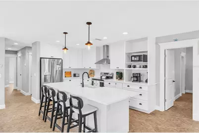 302 67th Street, Holmes Beach, FL 34217 - Photo 5