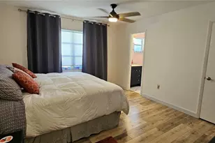 2009 Riverbluff Pkwy, Sarasota, FL 34231 - Photo 19