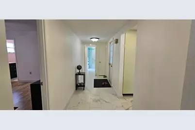 2009 Riverbluff Parkway #V334, Sarasota, FL 34231 - Photo 3