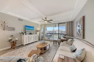 1095 Gulf of Mexico Dr, Longboat Key, FL 34228 - Photo 9