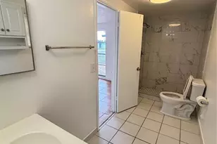 10101 Springtree Ct, Tampa, FL 33615 - Photo 25