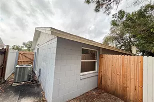 10101 Springtree Ct, Tampa, FL 33615 - Photo 31