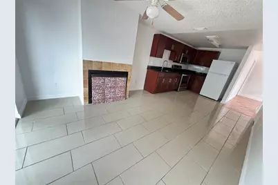 10101 Springtree Court, Tampa, FL 33615 - Photo 13