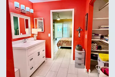 511 Lakeside Drive, Bradenton, FL 34210 - Photo 29