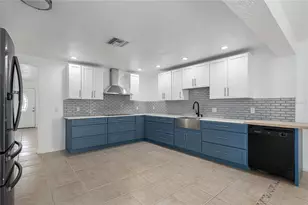 4419 102nd St W, Bradenton, FL 34210 - Photo 3