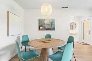 2641 Hyde Park St, Sarasota, FL 34239 - Photo 9