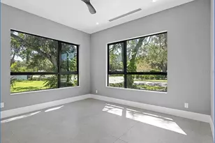 2467 Hyde Park St, Sarasota, FL 34239 - Photo 23