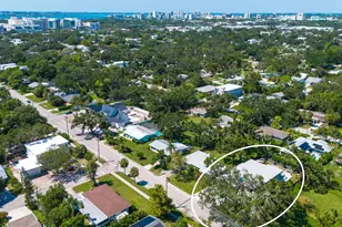 2467 Hyde Park St, Sarasota, FL 34239 - Photo 3