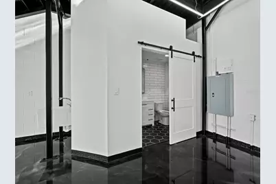 6562 Palmer Park Circle #18, Sarasota, FL 34238 - Photo 7