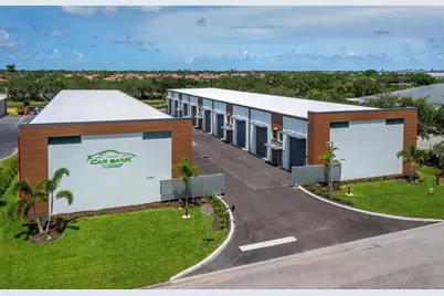 6562 Palmer Park Circle #18, Sarasota, FL 34238 - Photo 1