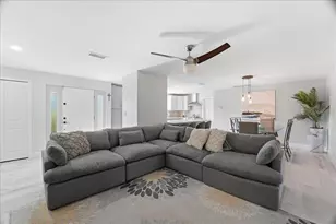 1023 El Valle Ave, Fort Myers, FL 33919 - Photo 9