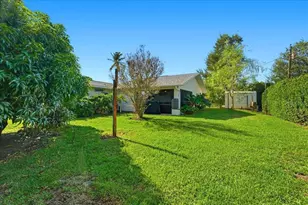 1023 El Valle Ave, Fort Myers, FL 33919 - Photo 41