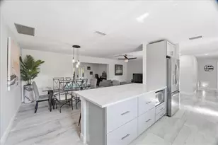 1023 El Valle Ave, Fort Myers, FL 33919 - Photo 17