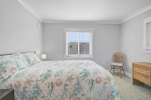 3585 Lake Bayshore Dr, Bradenton, FL 34205 - Photo 19